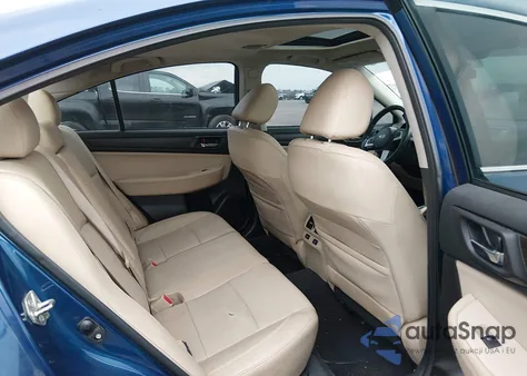 2017 Subaru Legacy 3.6R Limited z USA, uszkodzony, nr VIN 4S3BNEN60H3003740